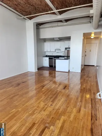 840 River Road Edgewater NJ 07020
