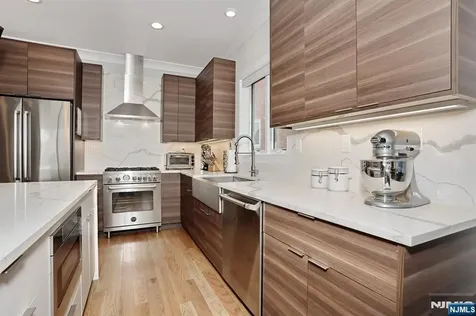 414 Lawton Avenue Cliffside Park NJ 07010