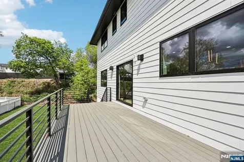 51 Albany Avenue Nutley NJ 07110