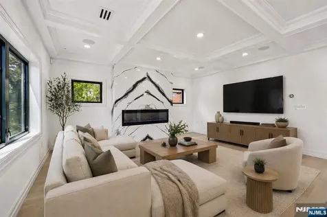 51 Albany Avenue Nutley NJ 07110
