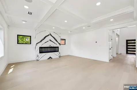 51 Albany Avenue Nutley NJ 07110