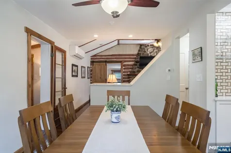 10 Lake Trail Wayne NJ 07470