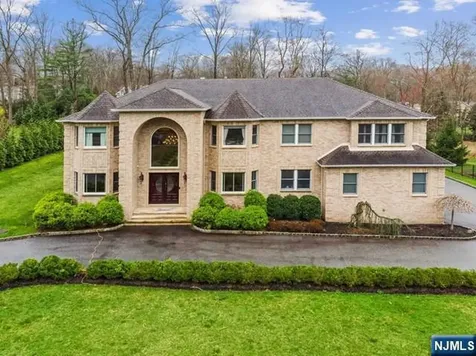 324 Lake Street Upper Saddle River NJ 07458