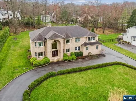 324 Lake Street Upper Saddle River NJ 07458