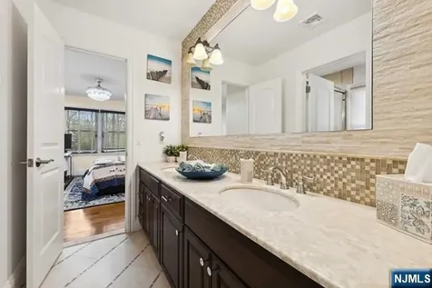 324 Lake Street Upper Saddle River NJ 07458