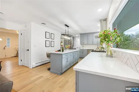 68 Burnwood Lane Upper Saddle River NJ 07458