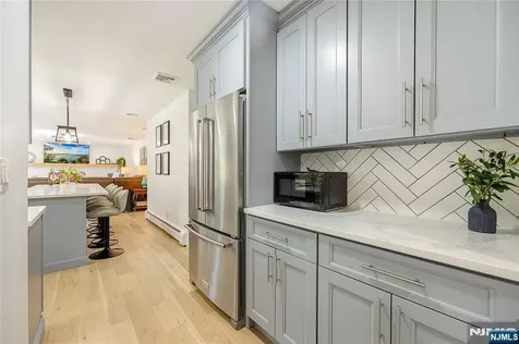 68 Burnwood Lane Upper Saddle River NJ 07458