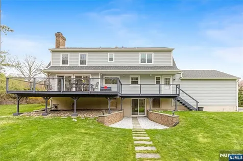 68 Burnwood Lane Upper Saddle River NJ 07458