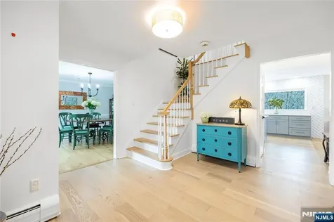 68 Burnwood Lane Upper Saddle River NJ 07458