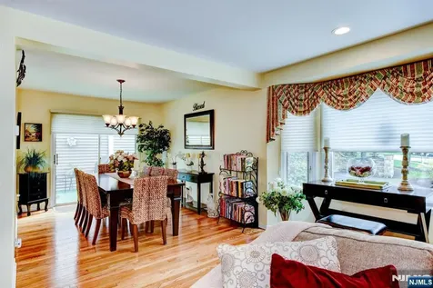 18 Dockery Drive West Orange NJ 07052
