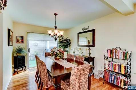 18 Dockery Drive West Orange NJ 07052