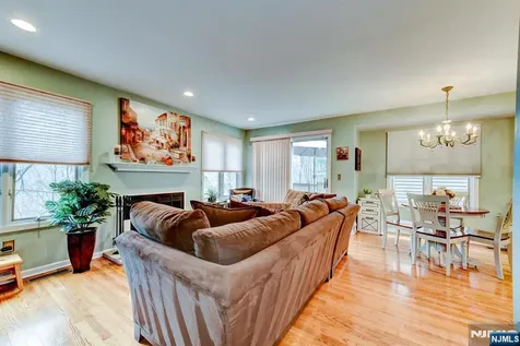 18 Dockery Drive West Orange NJ 07052