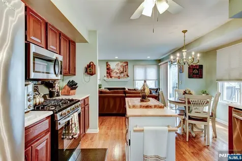 18 Dockery Drive West Orange NJ 07052