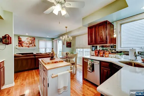 18 Dockery Drive West Orange NJ 07052