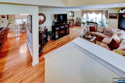 18 Dockery Drive West Orange NJ 07052