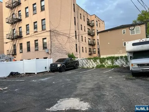 534 Kearny Avenue Kearny NJ 07032