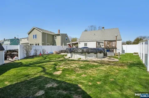 23 Smith Avenue Wanaque NJ 07420