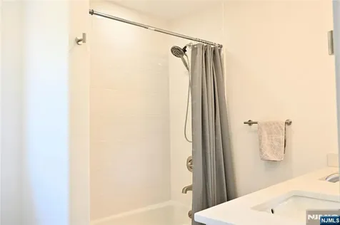 43 Lisa Court North Haledon NJ 07508