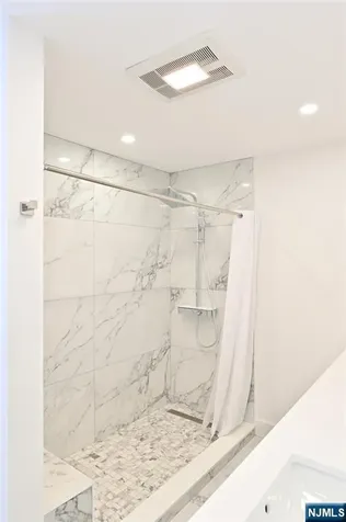 43 Lisa Court North Haledon NJ 07508