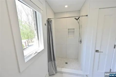 43 Lisa Court North Haledon NJ 07508
