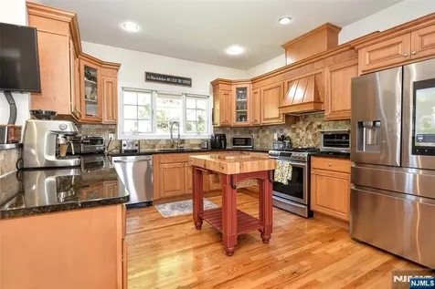 1 Kingsland Road Montville Township NJ 07005