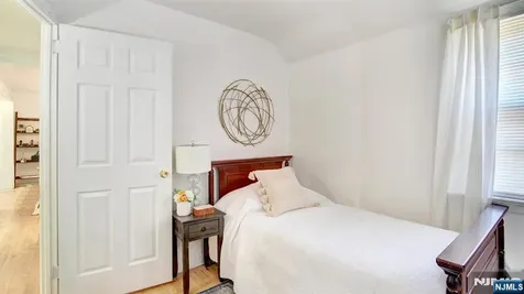 34 Greenlawn Drive Lodi NJ 07644