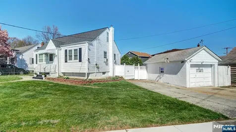 34 Greenlawn Drive Lodi NJ 07644