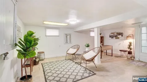 34 Greenlawn Drive Lodi NJ 07644