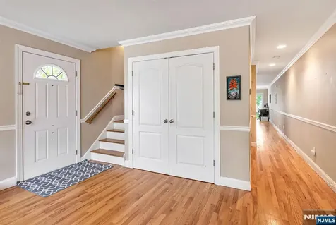 302 Tenafly Road Tenafly NJ 07670