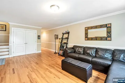 302 Tenafly Road Tenafly NJ 07670
