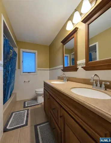 26 W Ruby Avenue Palisades Park NJ 07650