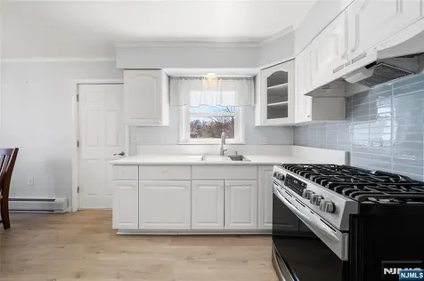 136 Catherine Avenue Mahwah NJ 07430