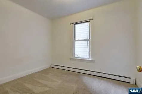 58 Westervelt Avenue Hawthorne NJ 07506