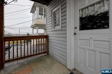 58 Westervelt Avenue Hawthorne NJ 07506
