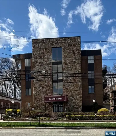 78 Orient Rutherford NJ 07070
