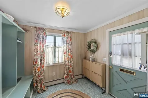 70 Overlook Avenue Ridgefield Park NJ 07660