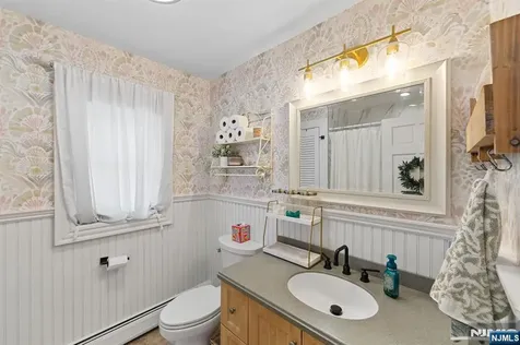70 Overlook Avenue Ridgefield Park NJ 07660