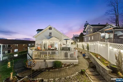 70 Overlook Avenue Ridgefield Park NJ 07660