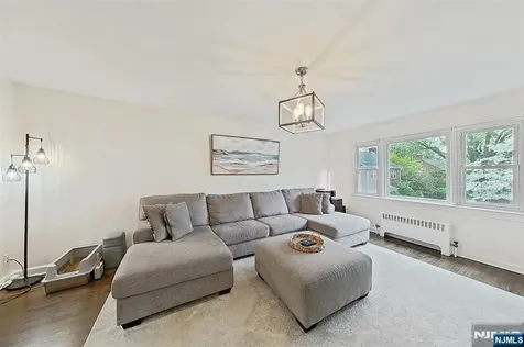 151 E Palisade Englewood NJ 07631