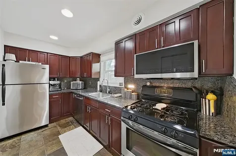 151 E Palisade Englewood NJ 07631