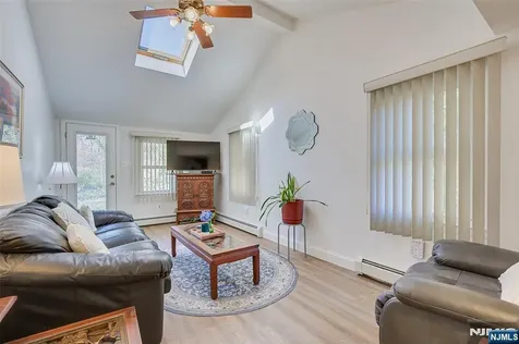 16 Sky Top Road Lebanon Twp NJ 07865