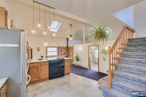 16 Sky Top Road Lebanon Twp NJ 07865
