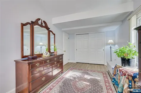 16 Sky Top Road Lebanon Twp NJ 07865