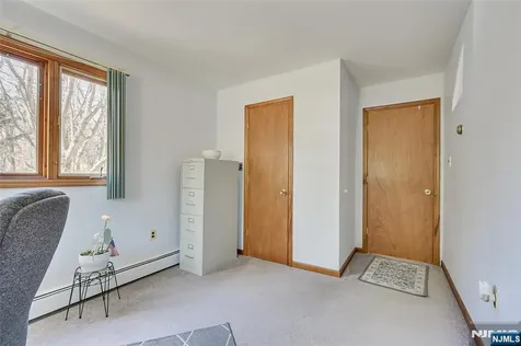 16 Sky Top Road Lebanon Twp NJ 07865