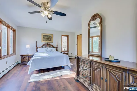 16 Sky Top Road Lebanon Twp NJ 07865