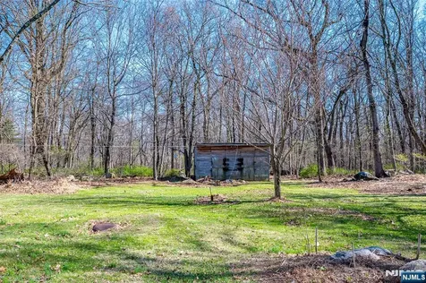 16 Sky Top Road Lebanon Twp NJ 07865