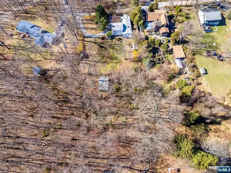16 Sky Top Road Lebanon Twp NJ 07865