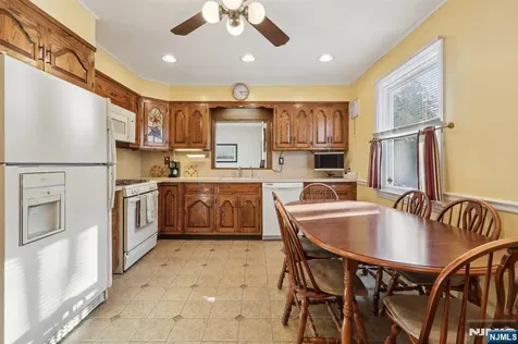 114 Crescent Avenue Waldwick NJ 07463