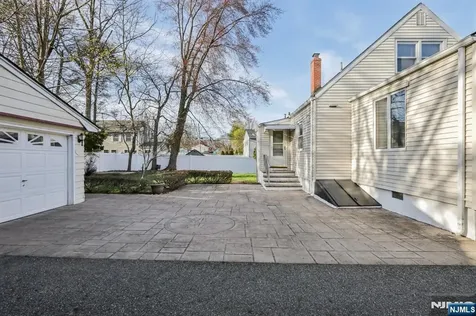114 Crescent Avenue Waldwick NJ 07463