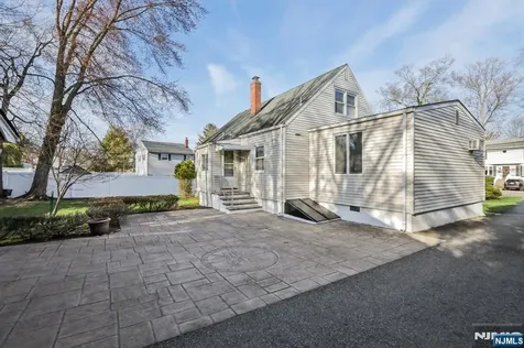 114 Crescent Avenue Waldwick NJ 07463